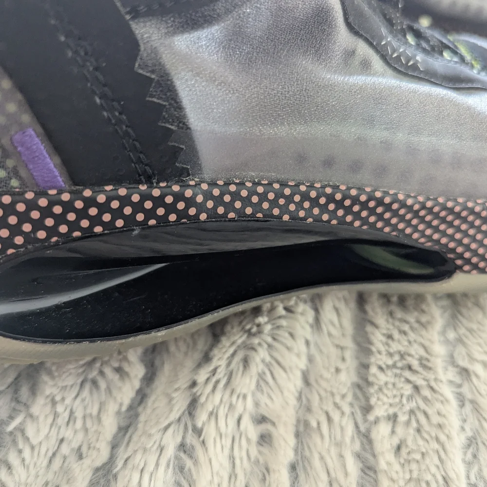 Jordan Black and Purple Athletic Shoes